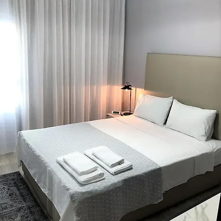 Mini Art House Apartman *