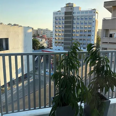Mini Art House Apartment