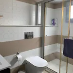 Mini Art House Apartament Nikozja