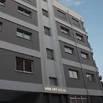 Apartament Mini Art House Nikozja