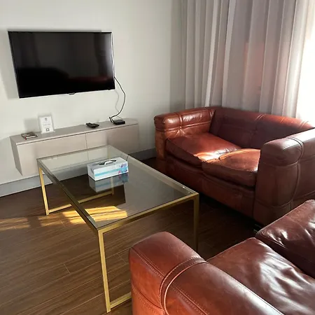 Mini Art House Apartment